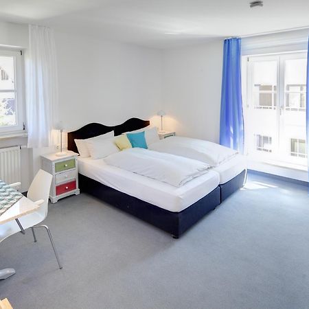 Hotel Kleiner Koenig Швангау Экстерьер фото