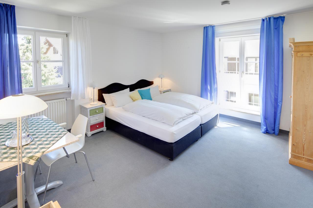 Hotel Kleiner Koenig Швангау Экстерьер фото
